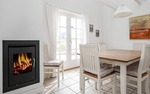 6 Person Holiday Home in Blokhus-by Traum