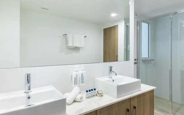 Oaks Cairns Hotel