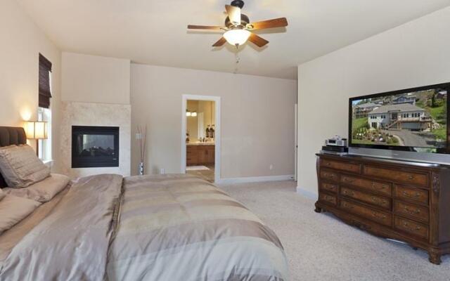 The Hillcrest Hideaway