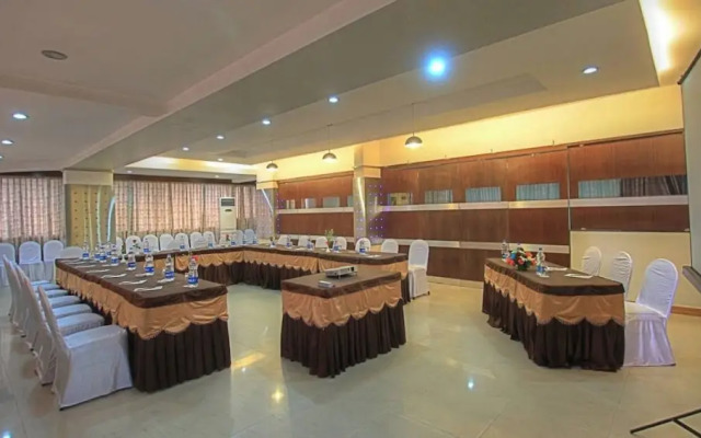 U by Z Hotels, Richmond Circle