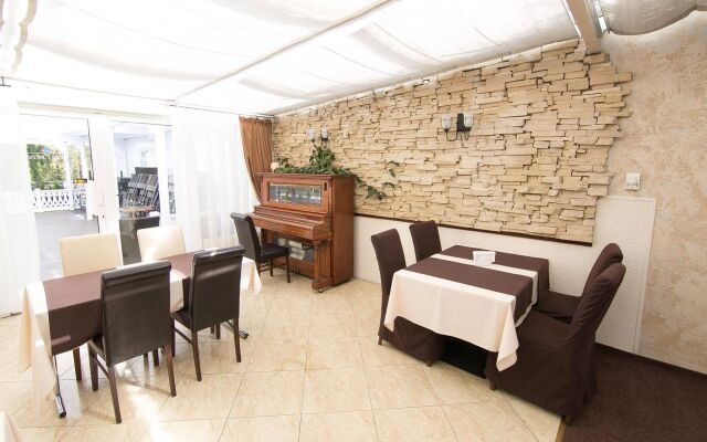 Good Stay Eiropa Hotel