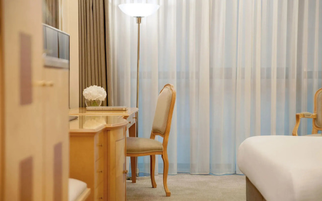 Melia Athens Hotel
