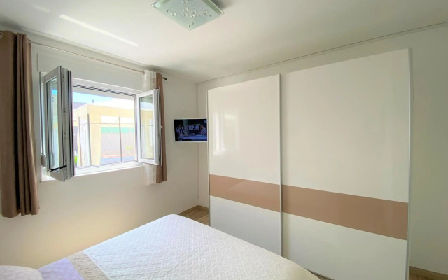 Lux Apartment Školjka