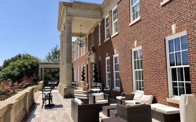 Dominion Gardens and Hotel