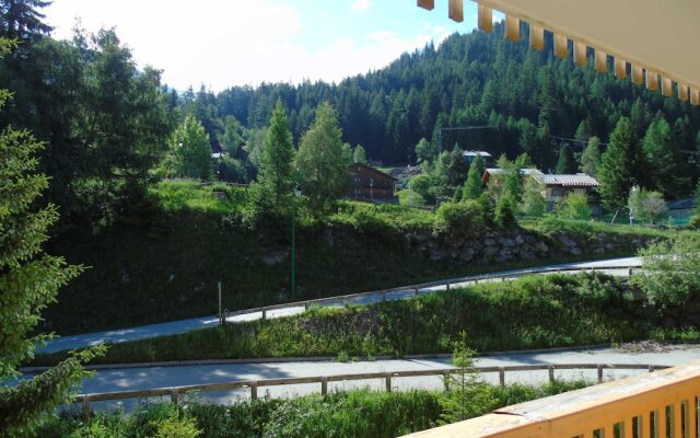 Lou Services Apartment CB67 LSI 001