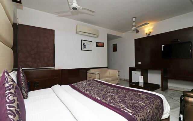 OYO 12982 Hotel Oris International