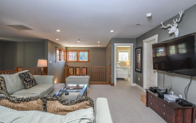 Trailside Tranquility