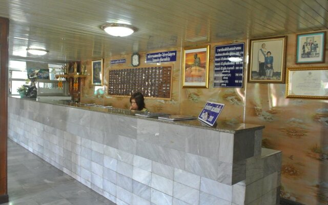 Angthong Hotel