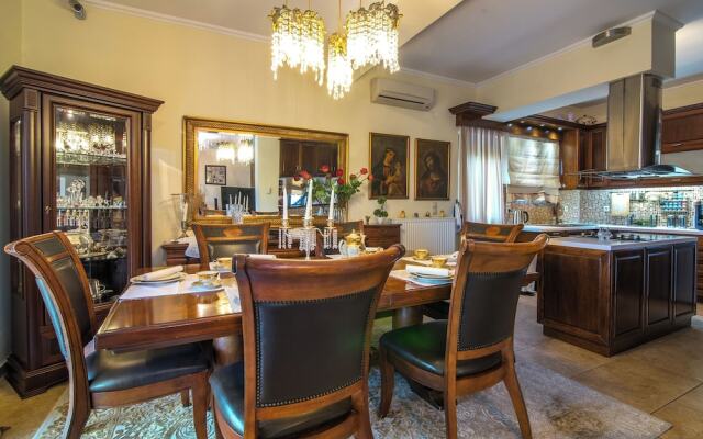 "villa Napolia - Luxury Villa With Amazing Sea View"