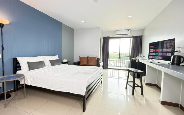 Baan Paknam Hotel