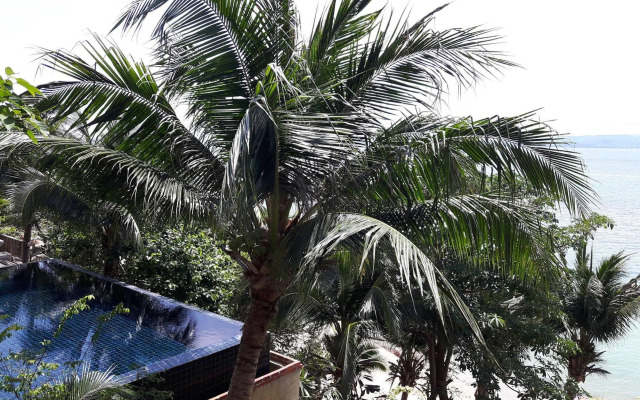 Blue Hill Resort