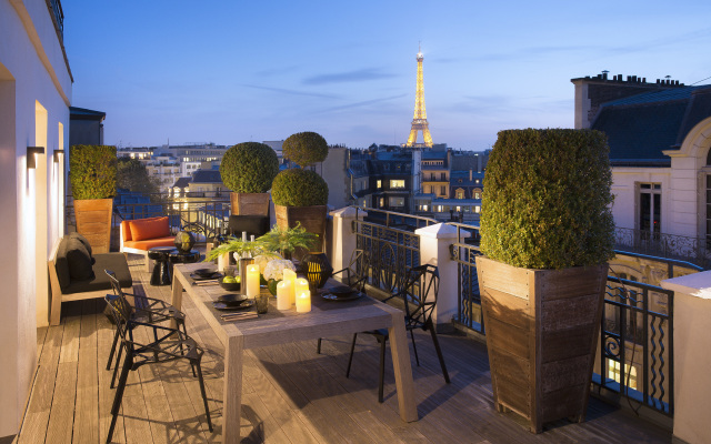 Hotel Marignan Champs - Elysées