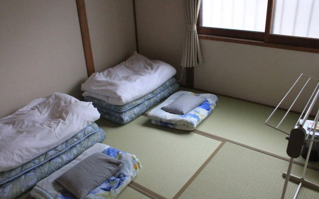Guesthouse Hakodate Crossroad
