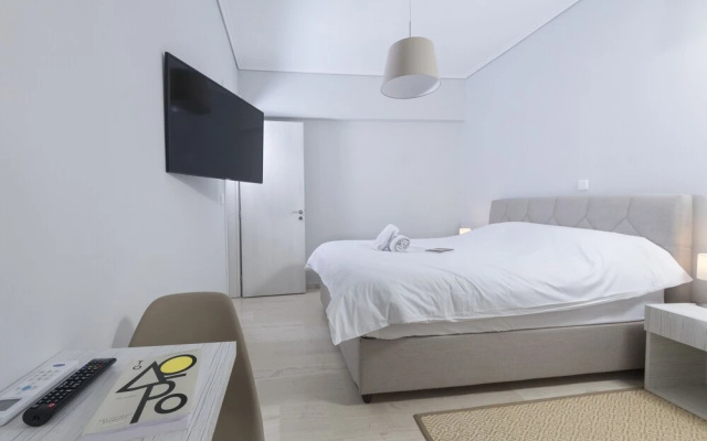 Stylish and Modern Apartment in the Heart of Athens
