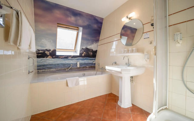 Fletcher Hotel - Restaurant De Witte Raaf