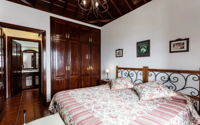Casa Rural Tomasín by Isla Bonita