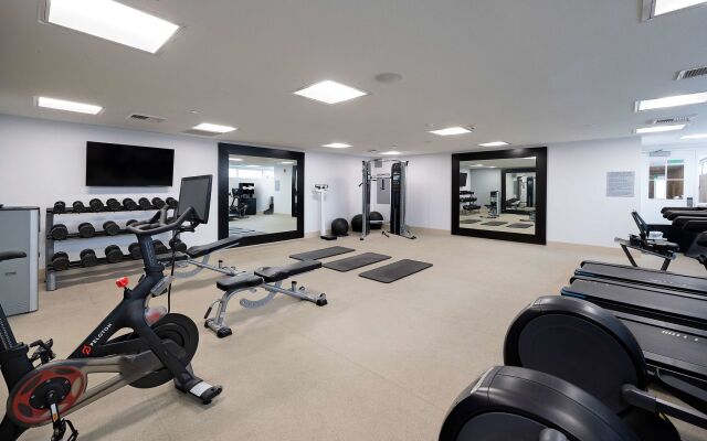 Inn at the Pier Pismo Beach, Curio Collection by Hilton