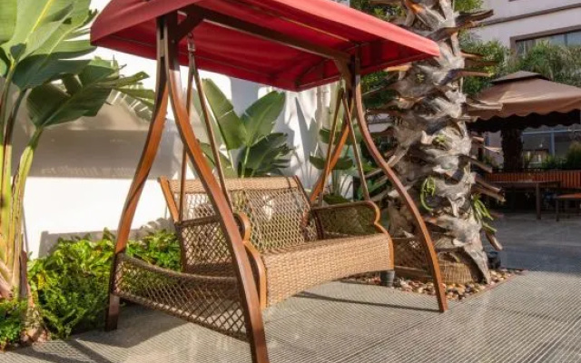 Beihai Yintan Linggan Seaview Homestay (International Passenger Transport Terminal Shop) – Outside – Beihai