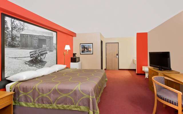 Super 8 by Wyndham Mound City