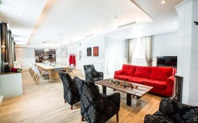 Krapi Hotel