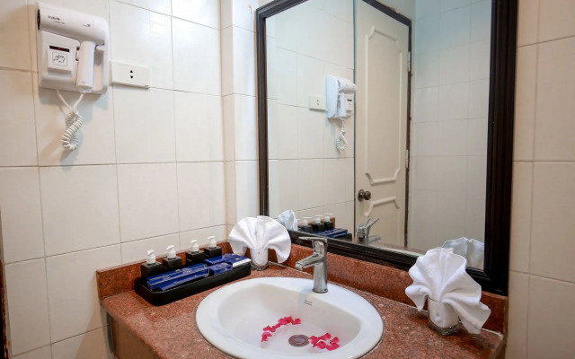 Hoa Binh Hotel