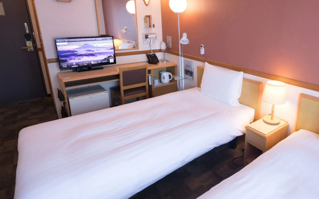 Toyoko Inn Nagoya Owari Ichinomiya Ekimae