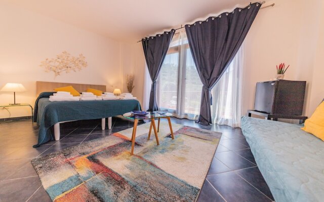 Baia Blu RTA Residence