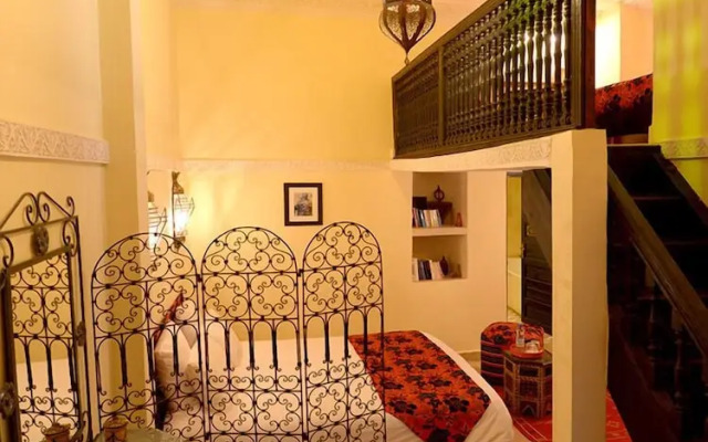 Riad Signature