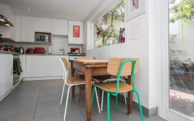 2 Bedroom Home in Kentish Town