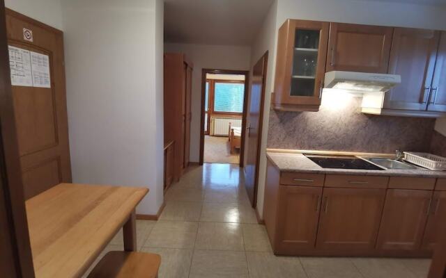 Rooms and Apartments Panker