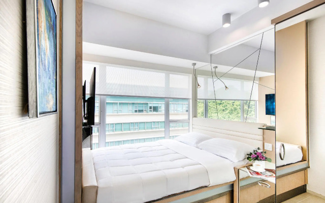 Regal Riverside Hotel