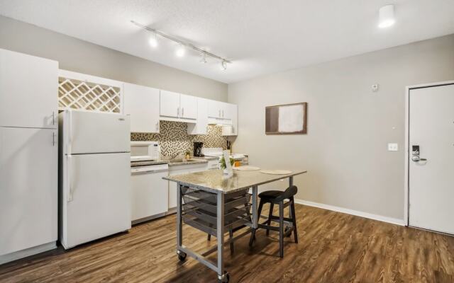 CozySuites at Mill District