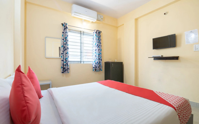 OYO 23427 Ashrey Comforts