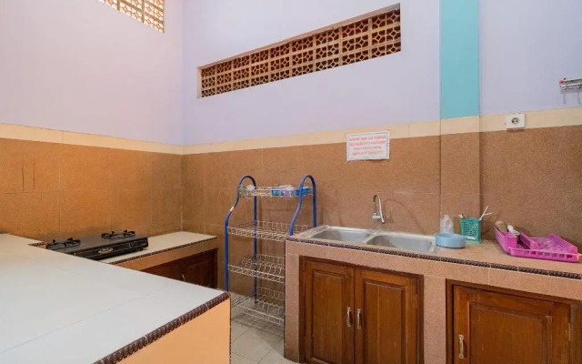 RedDoorz Syariah near Alun Alun Bojonegoro