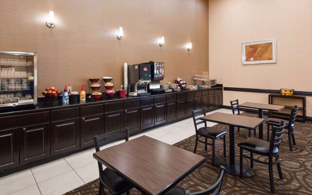 Best Western Plus Newark/Christiana Inn