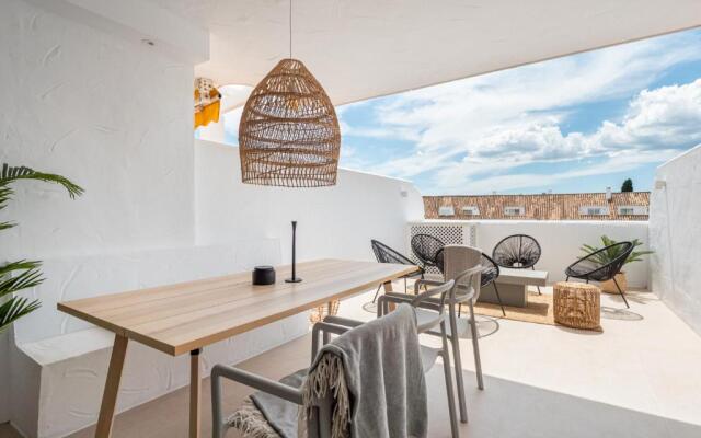 FRESH Renovated 2 bed Apt in best location RDR236