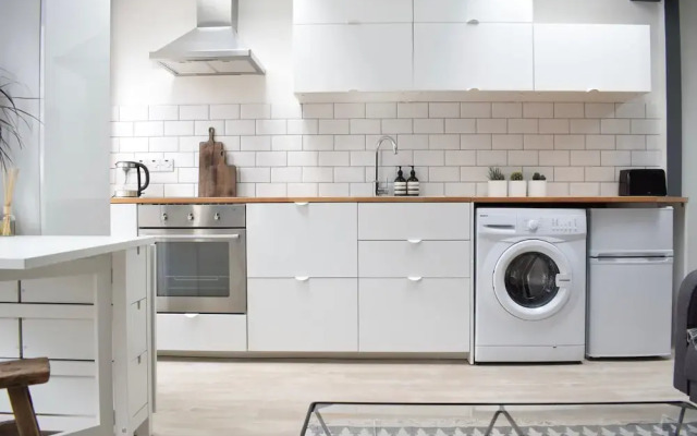 3 Bedroom Apartment in Brixton
