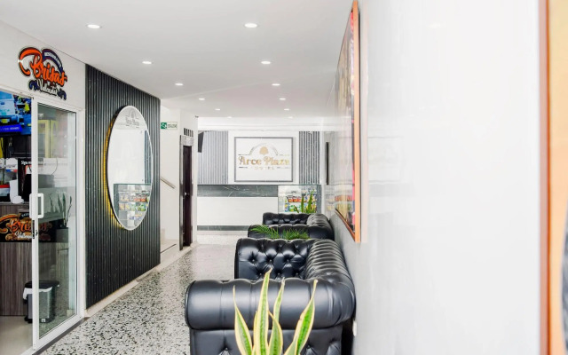 Hotel Arce Plaza