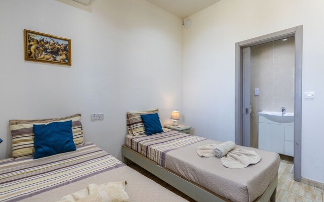 Ta Rozarja Maisonette With Private Pool