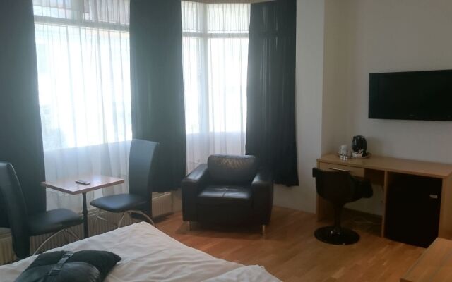 4th floor hotel