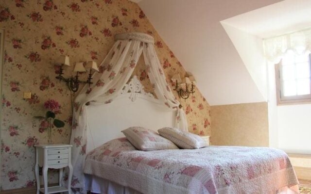 Chateau De La Fontenelle