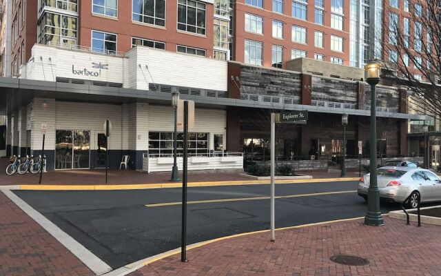 LRV Avant at Reston Town Center