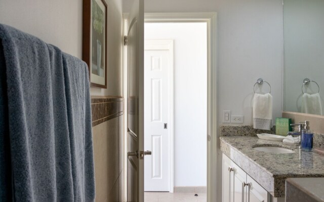 Amazing Luxury Ocean View Condo