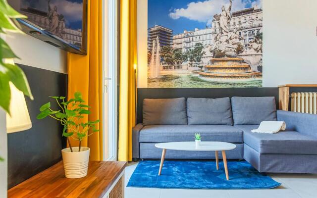 #3 Toulon CENTRE, BALCON, LUMINEUX, STATIONNEMENT FACILE, TOUT CONFORT