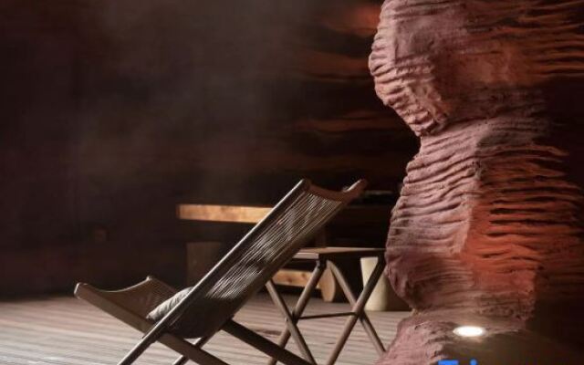 Wuyi Huakaishengdu Hot Spring Resort Hotel