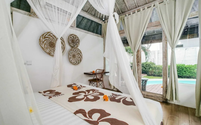 Villa Laksmana – Guest Rooms – Kuta