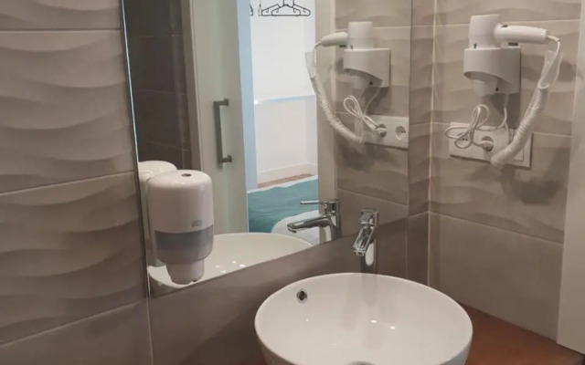 Hostal Cabañas