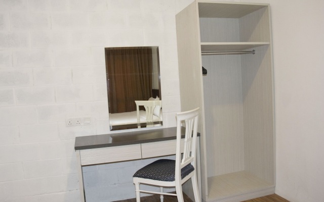 Promenade Service Apartments