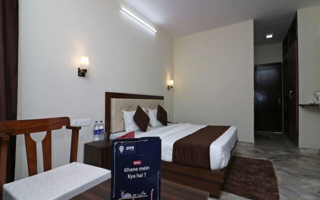 OYO 12853 The Kings Kalandi Resort