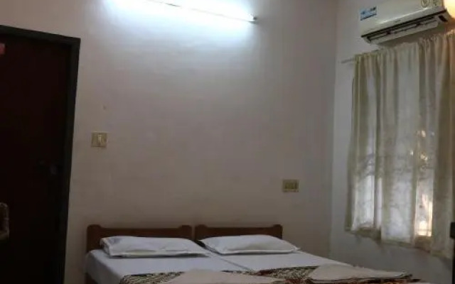 Little Flower Home Stay